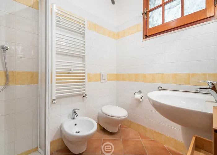 Будинок відпочинку Casa Adele - Steps To Cala Sinzias