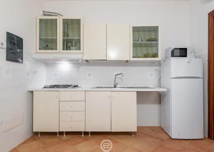 Будинок відпочинку Casa Adele - Steps To Cala Sinzias Віллазімьюс