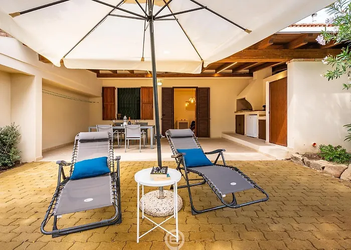 Casa Adele - Steps To Cala Sinzias Будинок відпочинку *