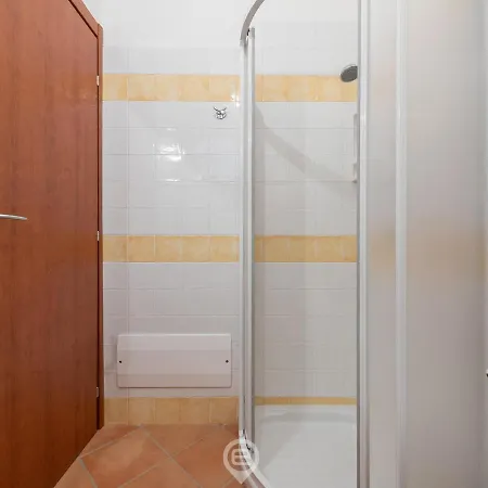 בית נופש Casa Adele - Steps To Cala Sinzias *